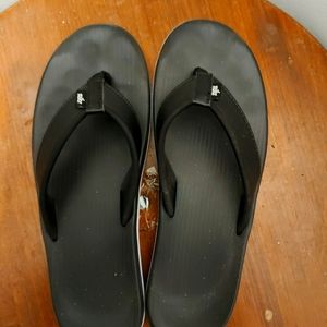 Womens size 9 nike flip flops